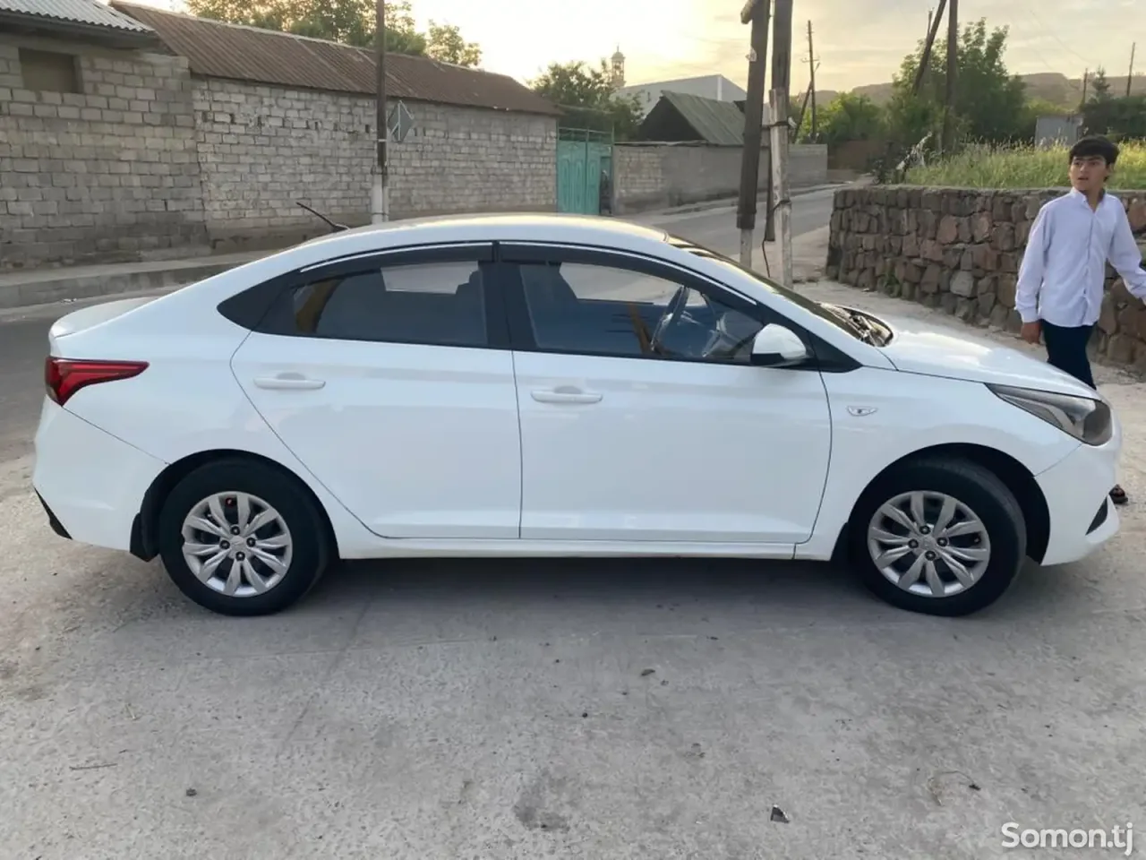 Hyundai Accent 2018 · 1.5 AT