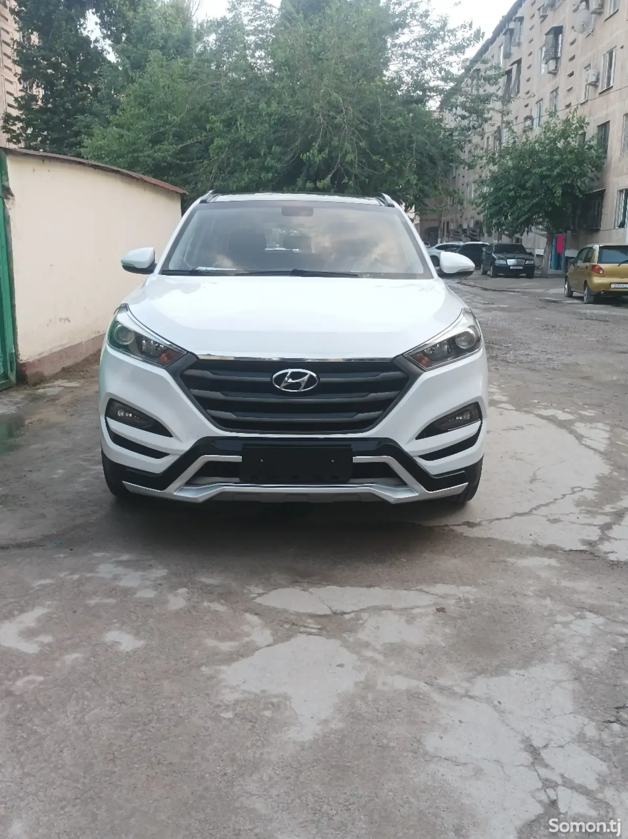 Hyundai Tucson 2017 · 1.6 AT