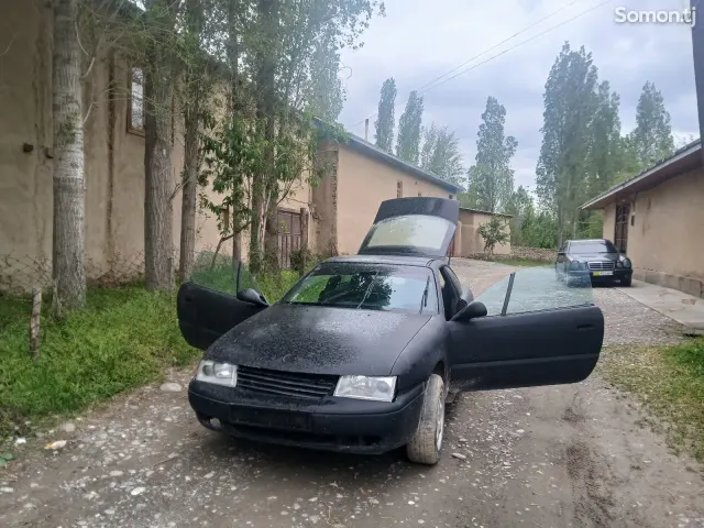Opel Calibra 1993 · 1.8 MT