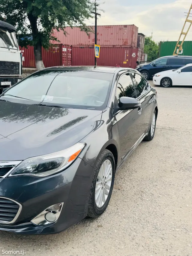 Toyota Avalon 2014 · 2.5 AT