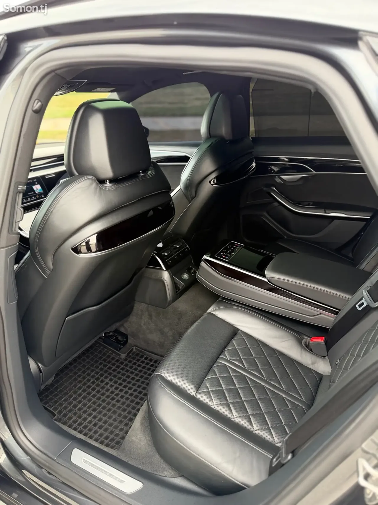 Audi A8 2020 · 3.0 AT