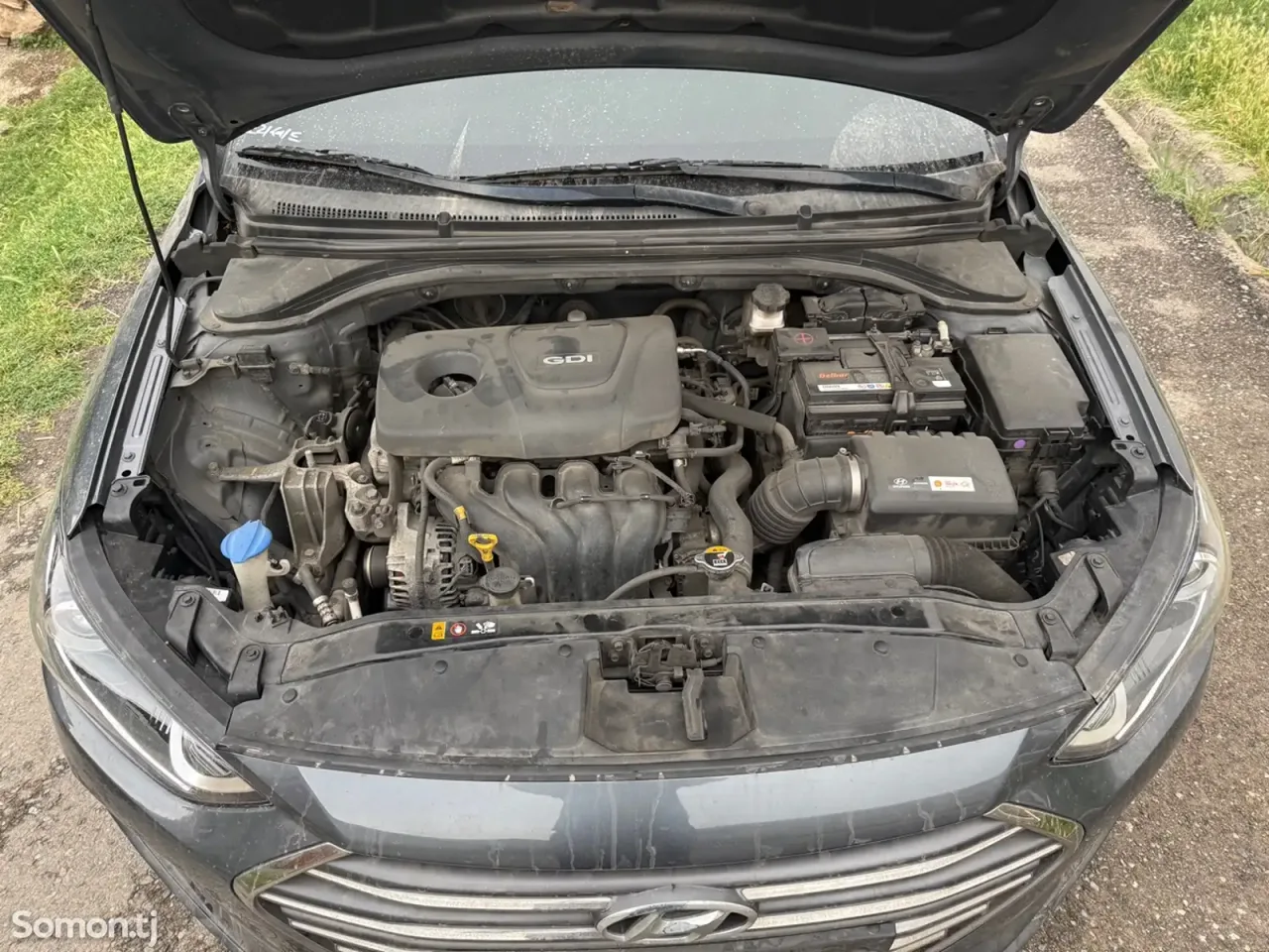 Hyundai Avante 2015 · 1.6 AT
