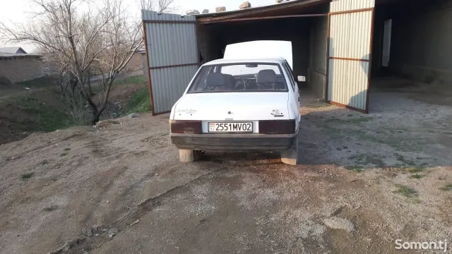 Lada (ВАЗ) 2109 1999 · 1.6 MT