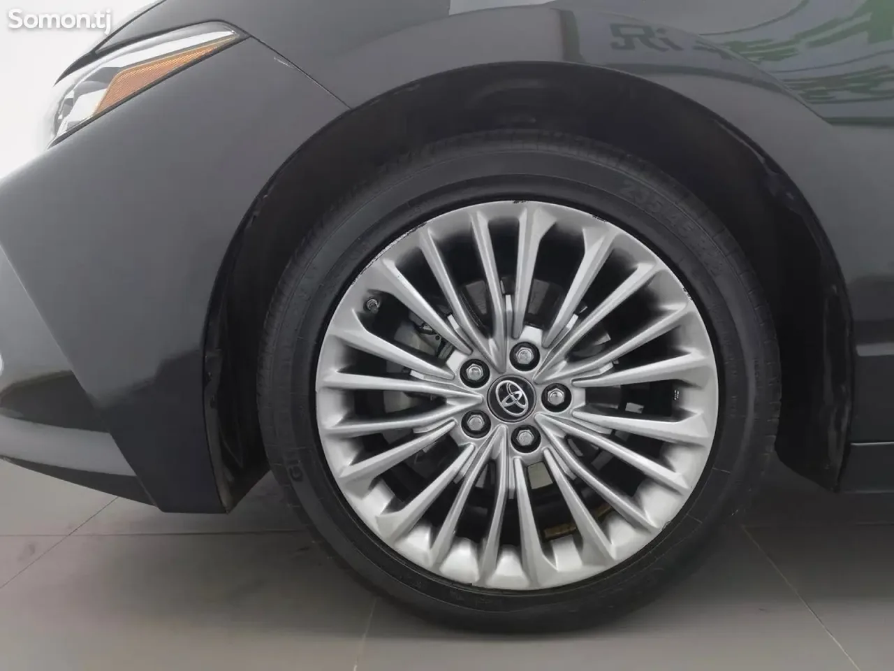 Toyota Avalon 2021 · 2.5 AT