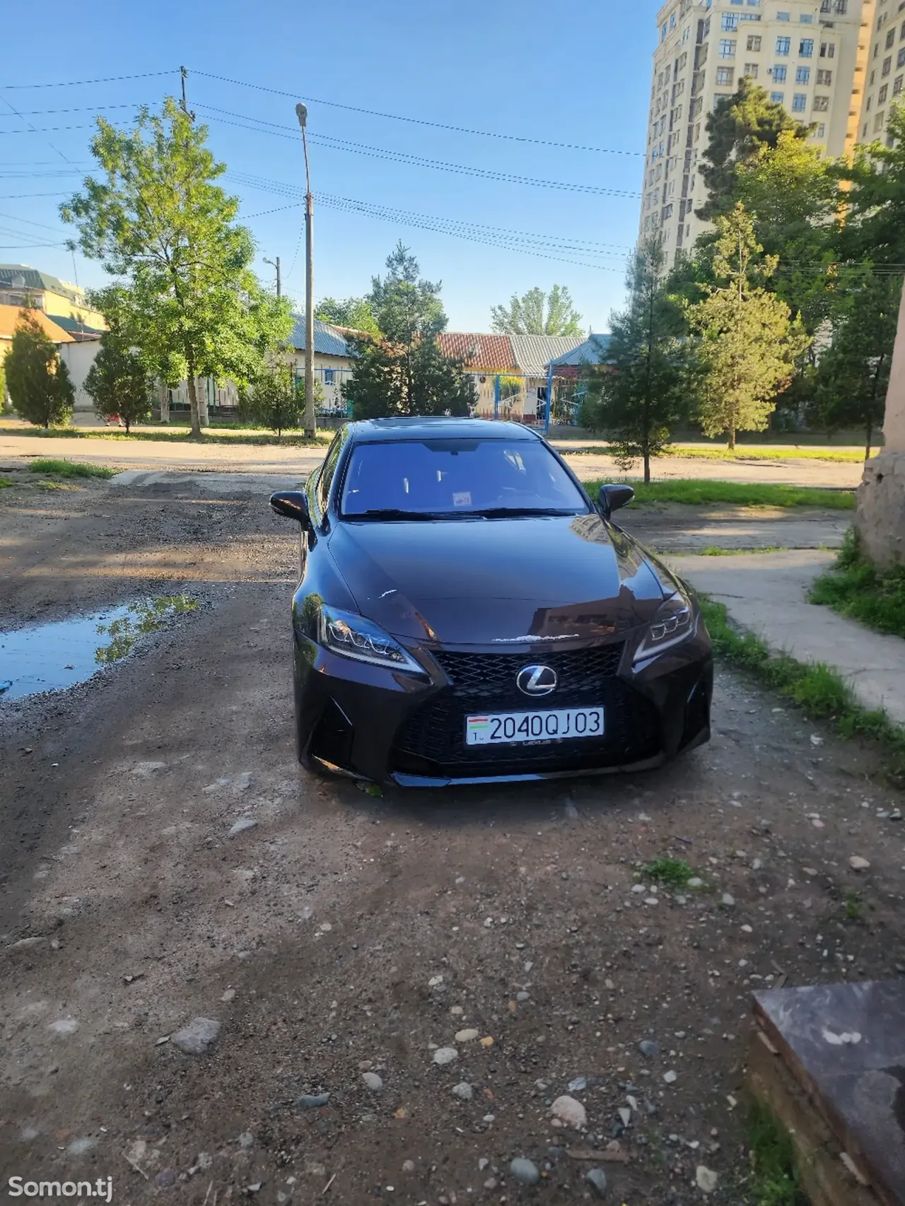 Lexus IS series 2012 · 2.5 AT