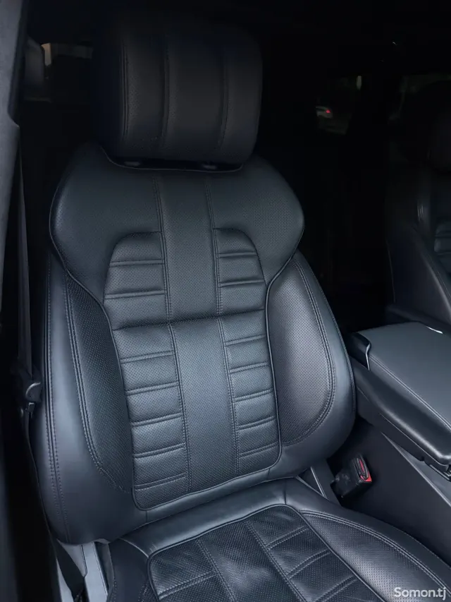 Land Rover Range Rover Sport 2015 · 4.4 AT