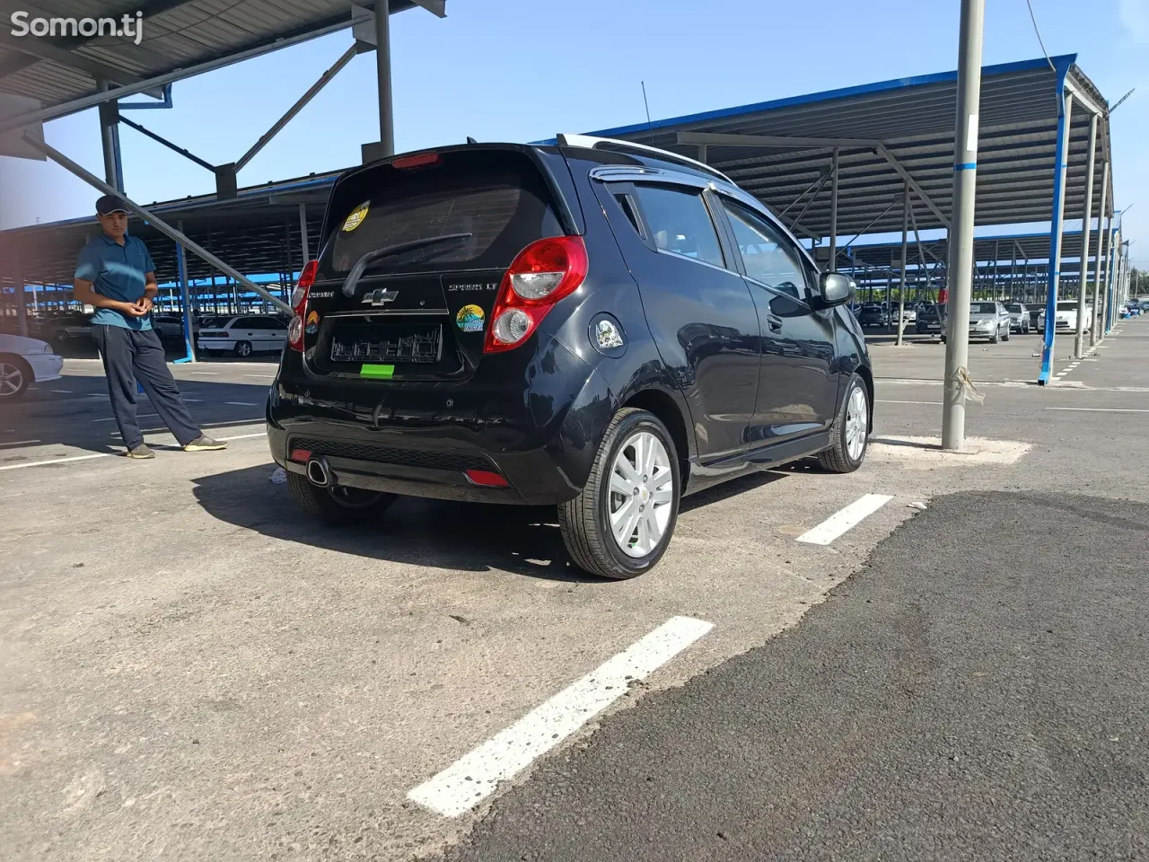 Chevrolet Spark 2015 · 1.0 AT