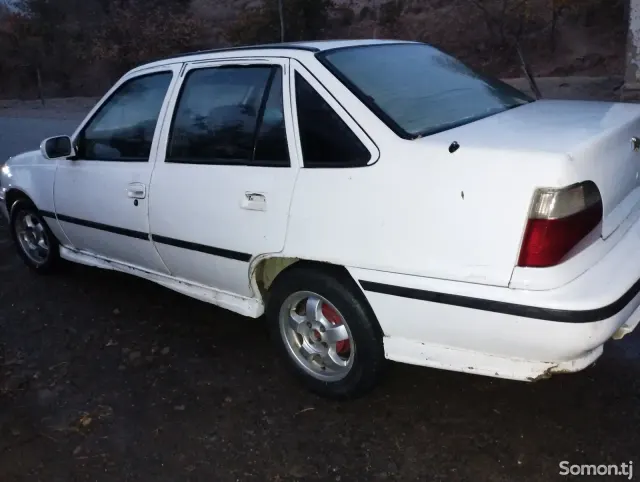 Daewoo Nexia 1994 · 0.5 MT