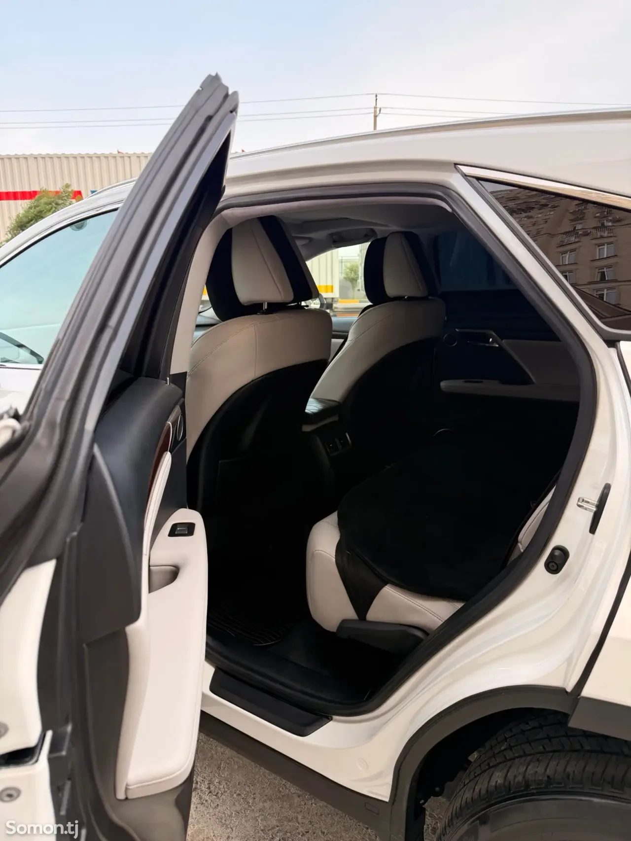 Lexus RX series 2022 · 4.5 AT