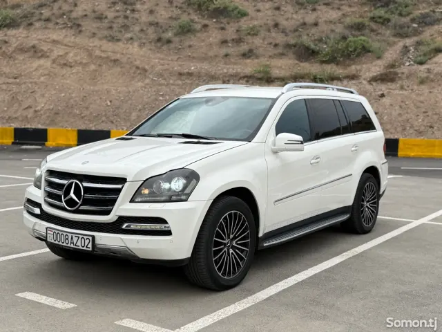 Mercedes-Benz GLS 2012 · 3.5 AT