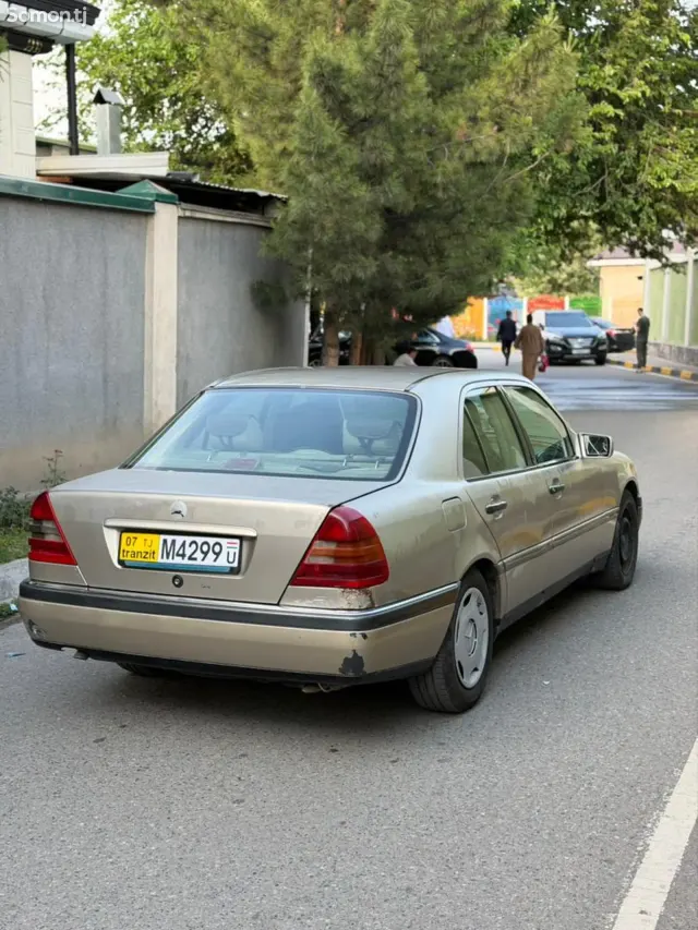 Mercedes-Benz C class 1996 · 1.8 MT