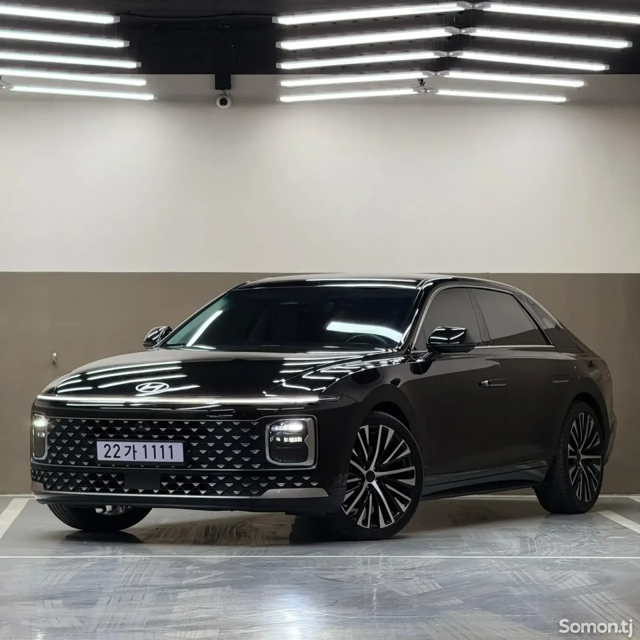 Hyundai Grandeur 2023 · 3.0 AT