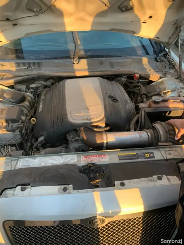 Chrysler 300C 2007 · AT