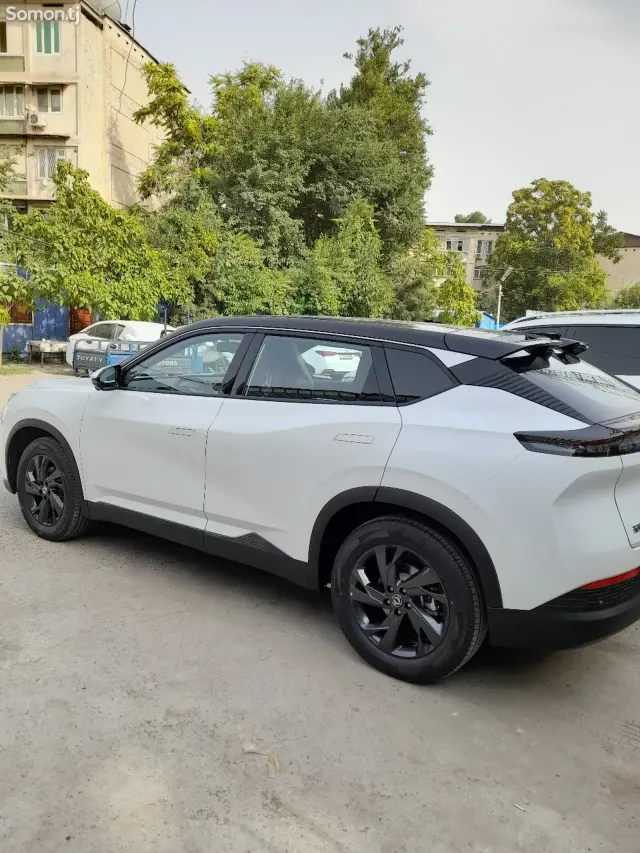 Dongfeng L7 2025 · AT