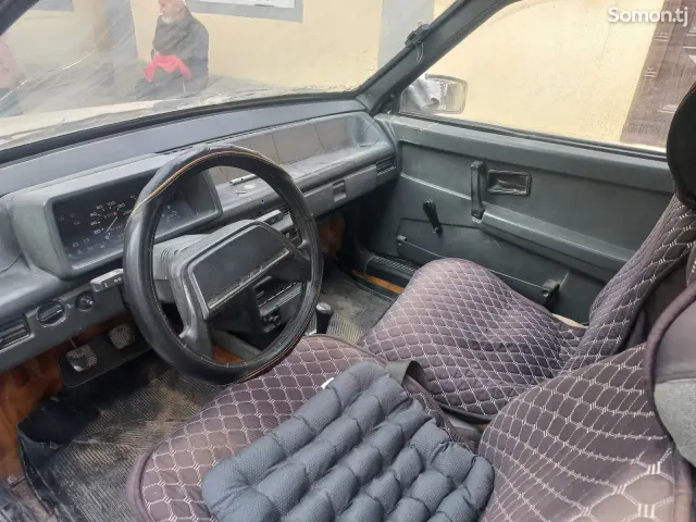 Lada (ВАЗ) 2108 1988 · 1.5 MT