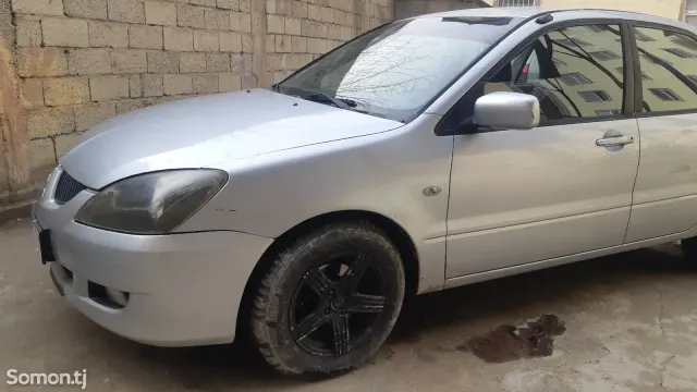 Mitsubishi Lancer 2006 · 1.5 AT