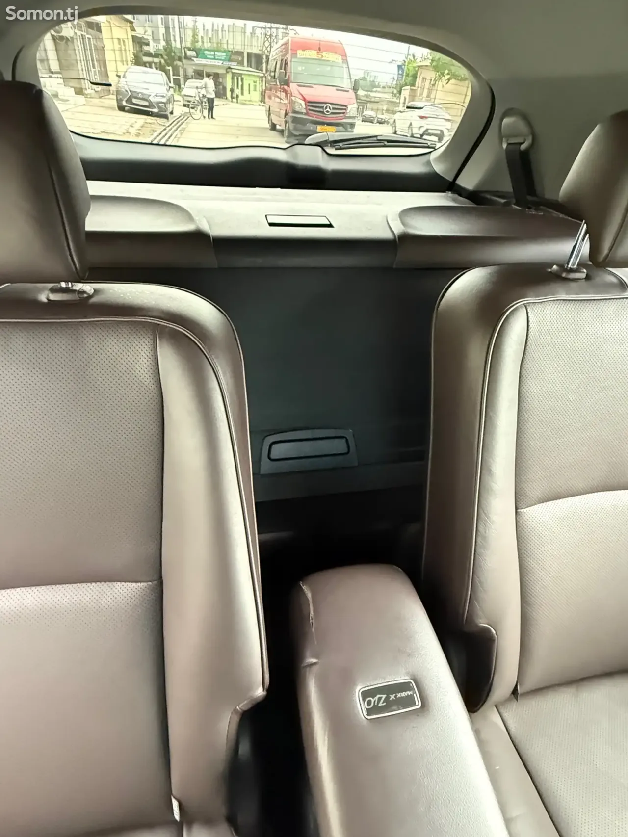 Toyota Mark X ZiO 2008 · 2.4 AT