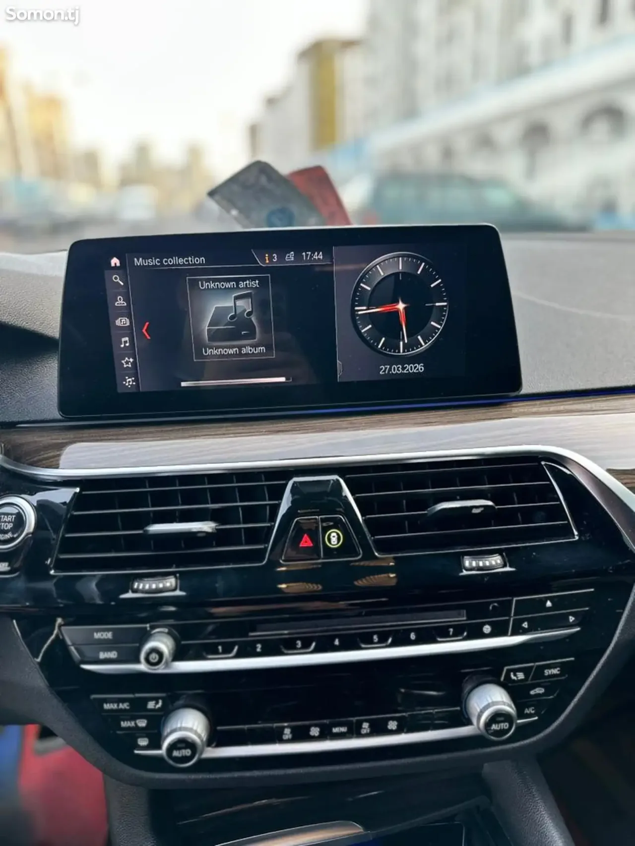 BMW 5 series 2019 · 2.0 AT