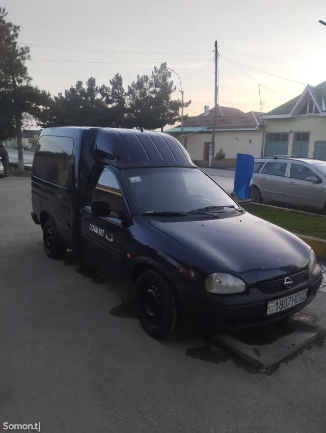 Opel Combo 1996 · 1.6 MT