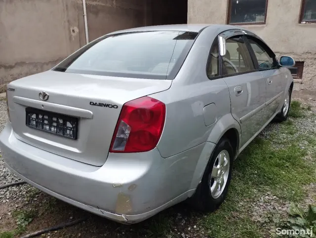 Chevrolet Lacetti 2004 · 1.5 MT