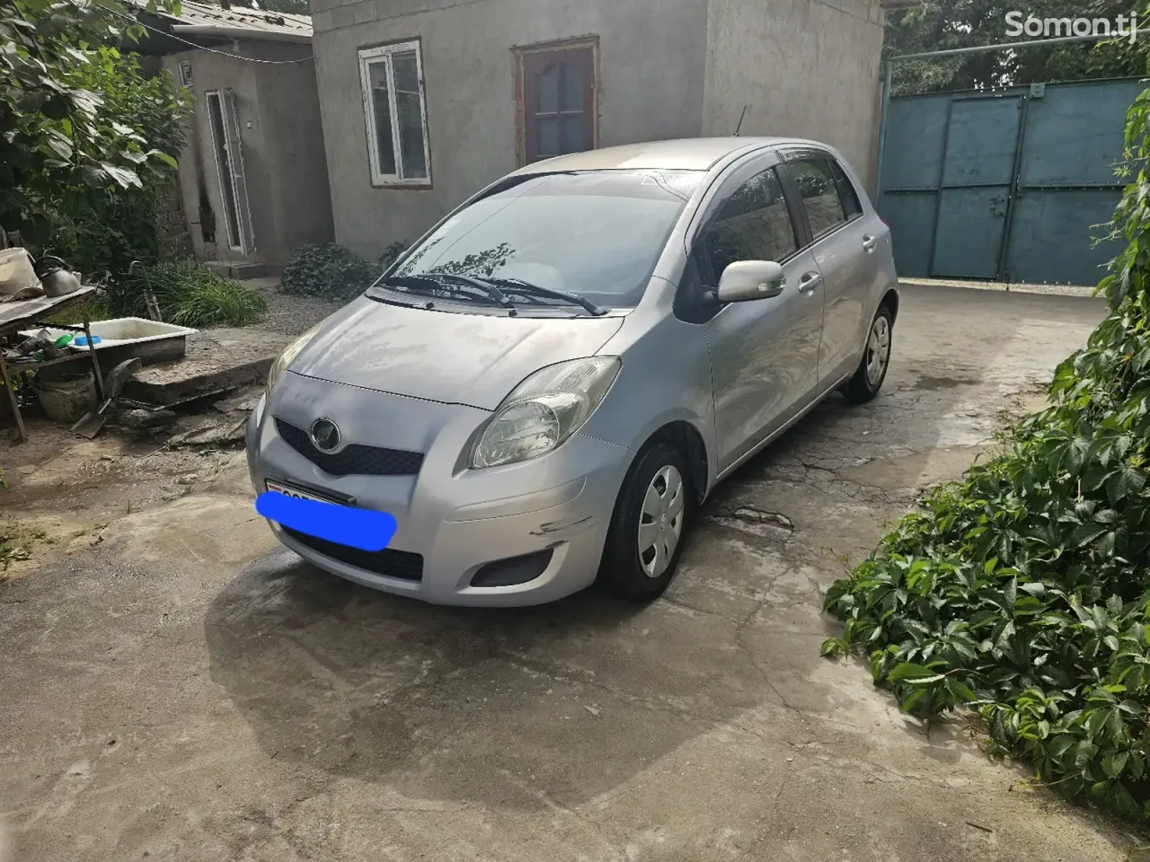 Toyota Vitz 2008 · 1.3 AT