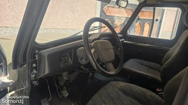 УАЗ Hunter 2005 · 2.0 MT