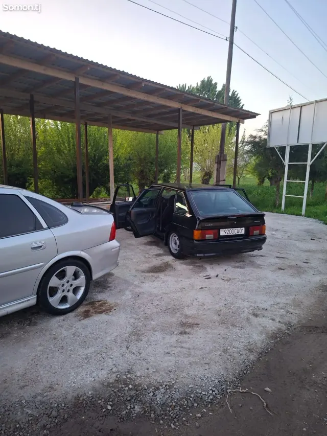Lada (ВАЗ) 2114 2011 · 1.7 MT
