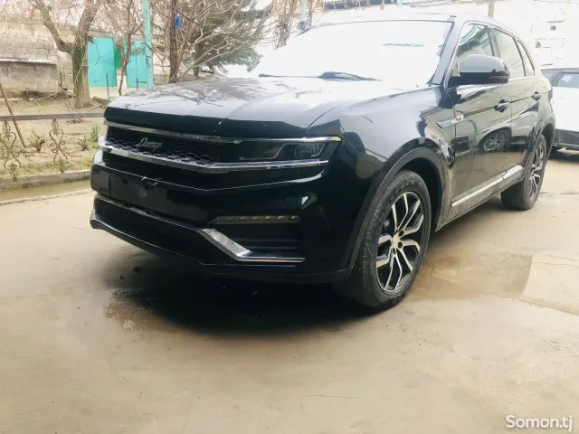 Zotye Domy X7 2017 · 1.8 AT