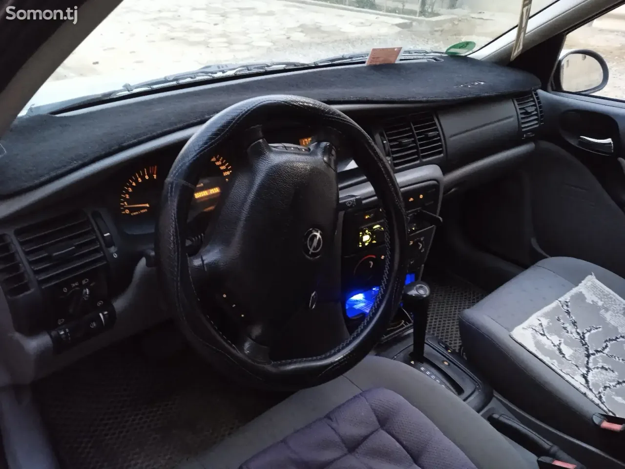 Opel Vectra B 2001 · 1.8 AT