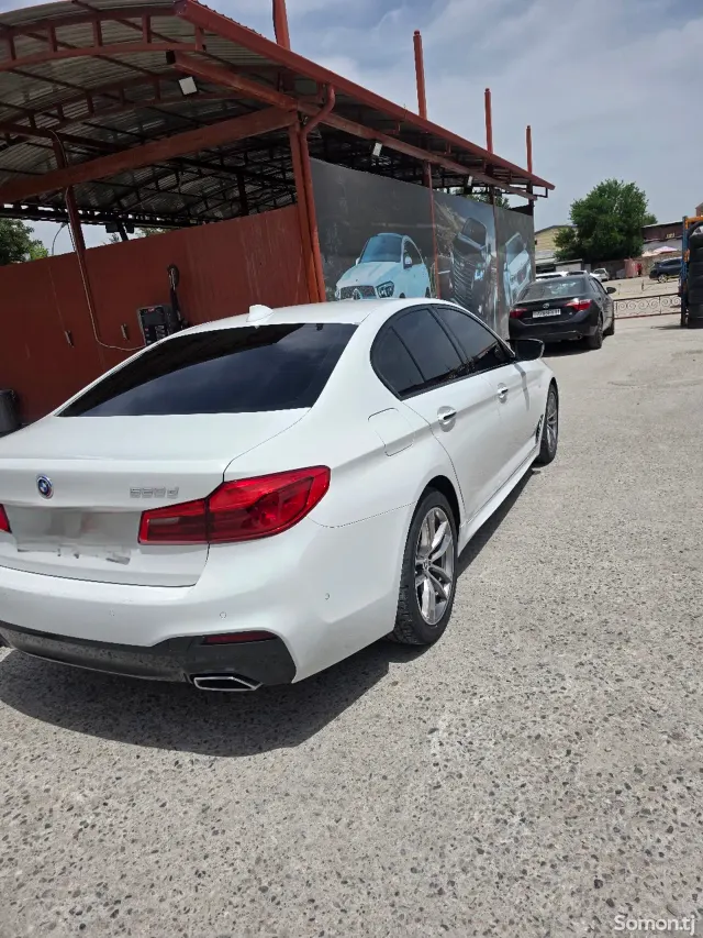 BMW 5 series 2017 · 2.0 AT