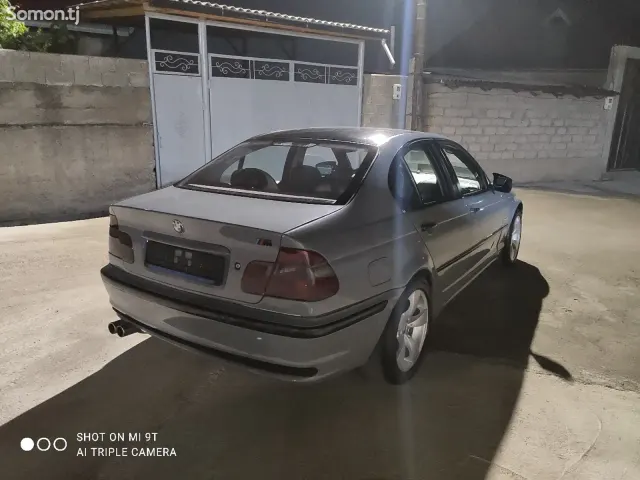 BMW 3 series 2000 · 2.4 AT