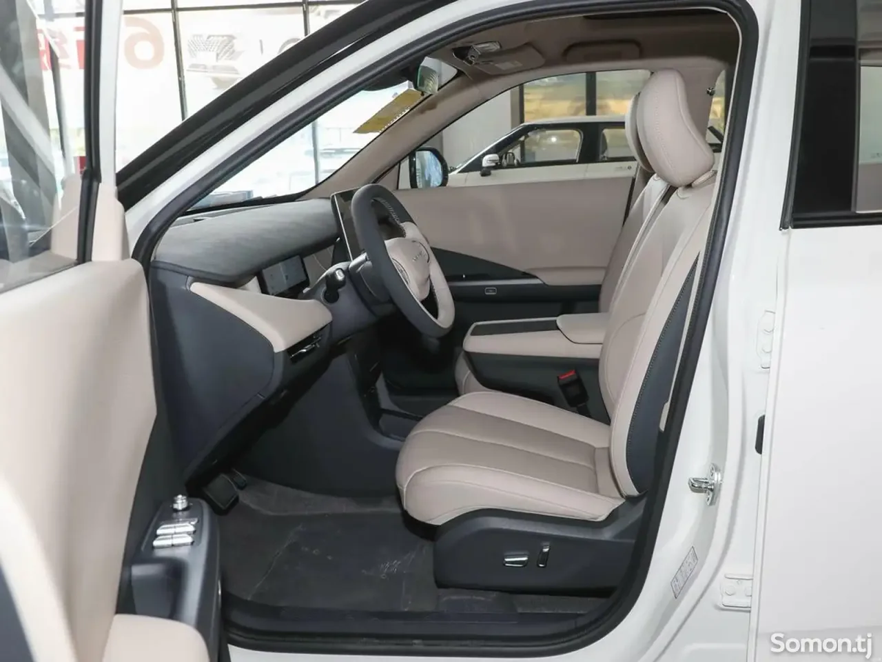 Dongfeng L7 2025 · AT