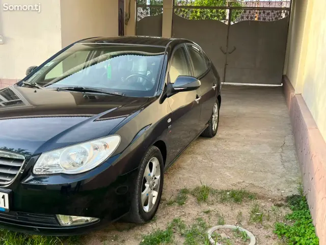 Hyundai Avante 2008 · 1.6 AT