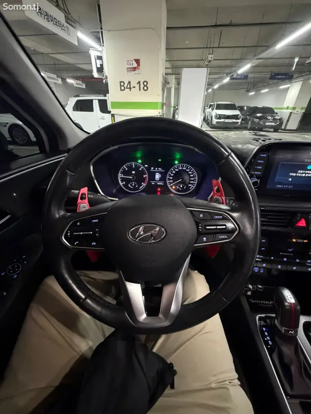 Hyundai Santa Fe 2018 · 2.2 AT