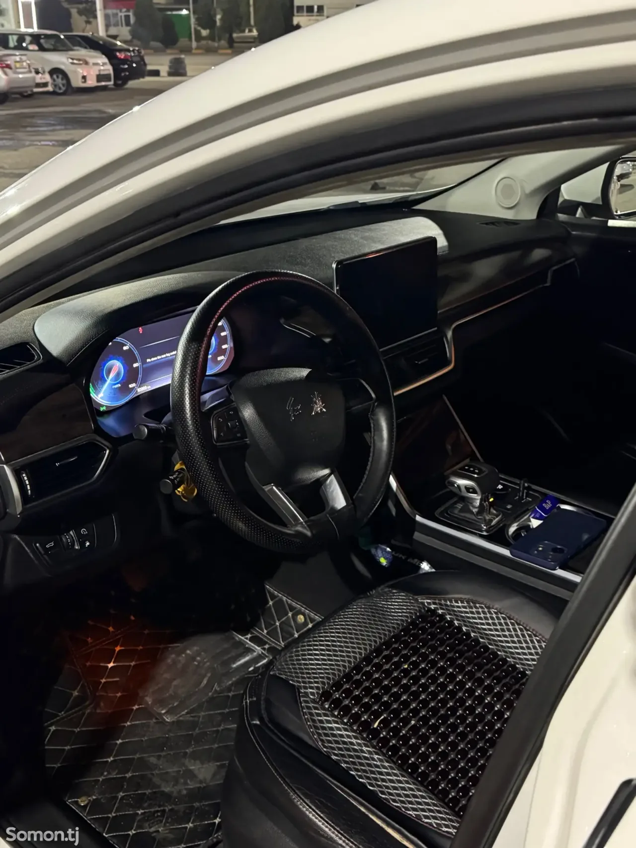 Hongqi E-HS3 2019 · 2.0 AMT