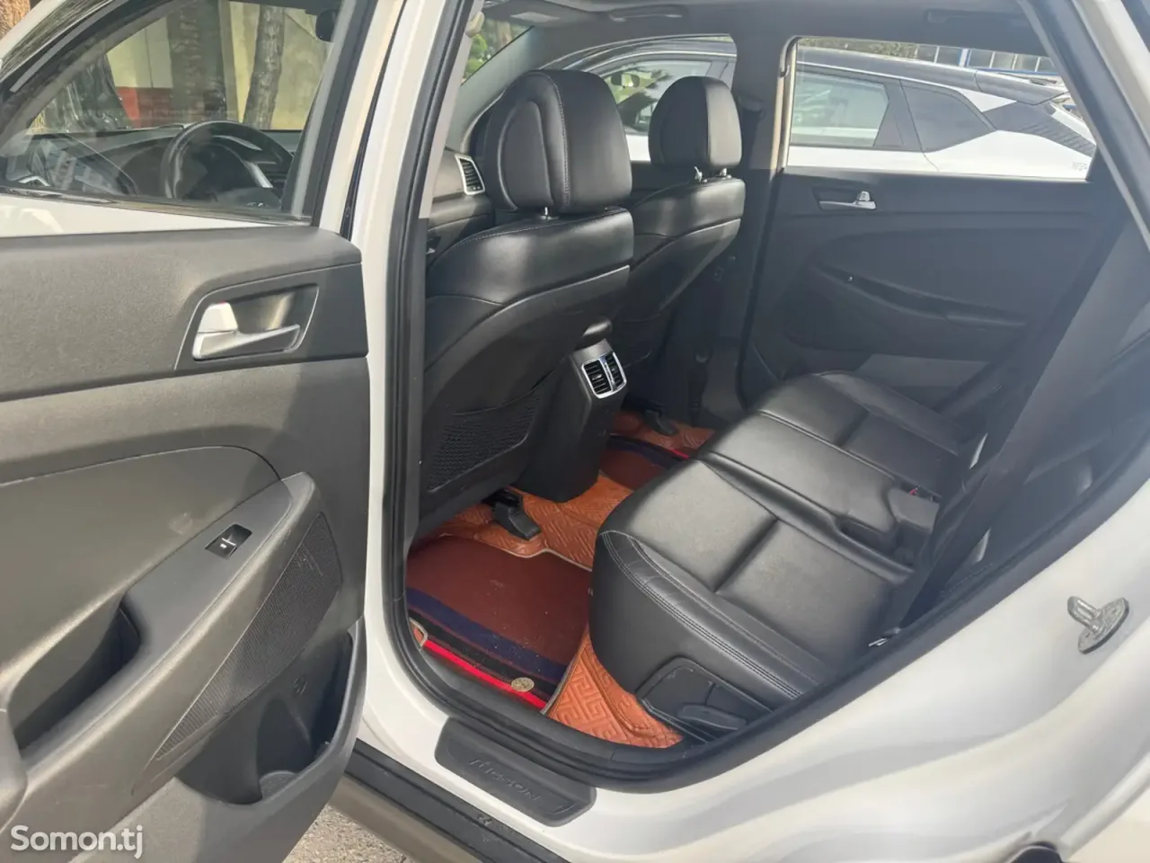 Hyundai Tucson 2016 · 1.6 AT