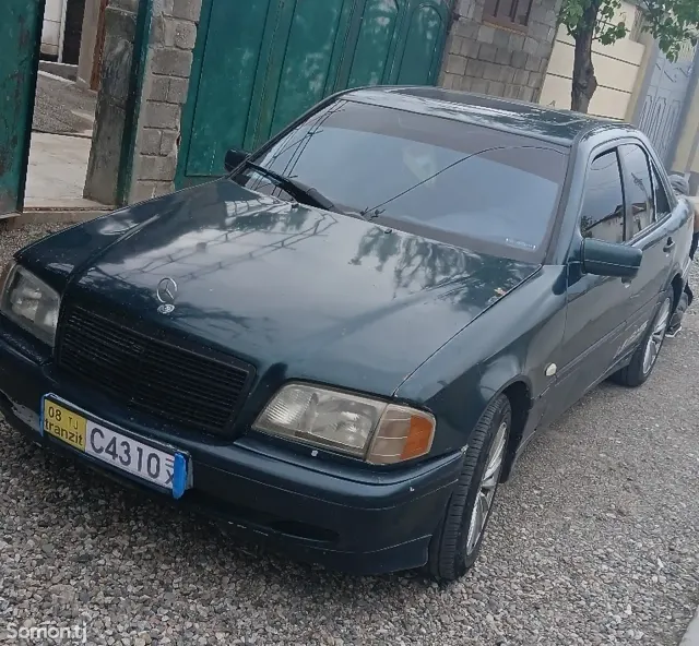 Mercedes-Benz C class 1996 · 1.8 MT