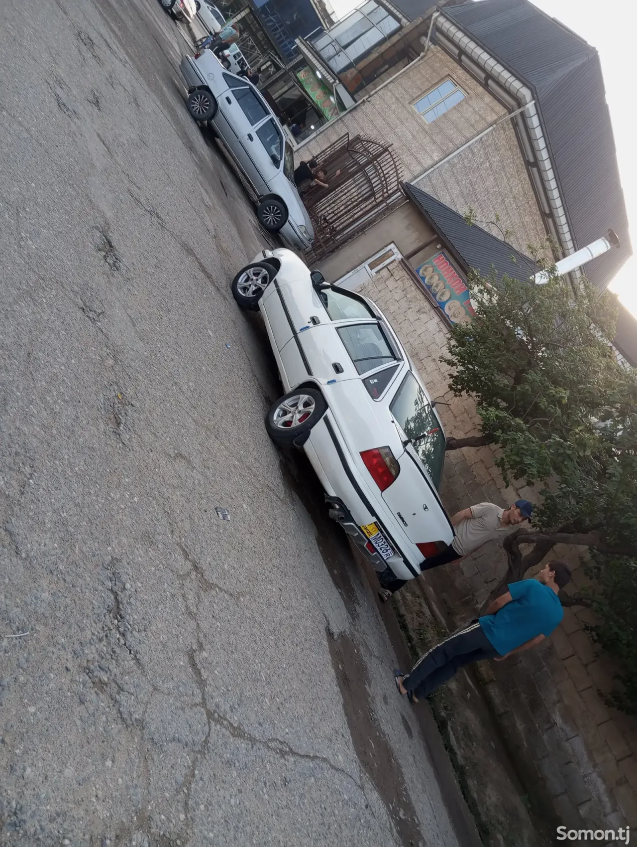 Daewoo Nexia 1994 · 1.6 MT