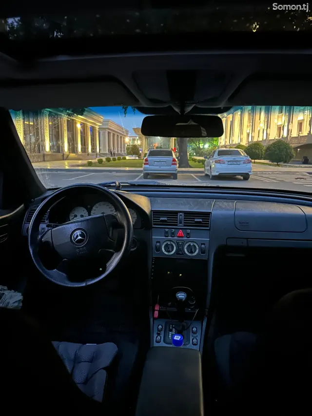 Mercedes-Benz C class 1999 · 2.0 AT