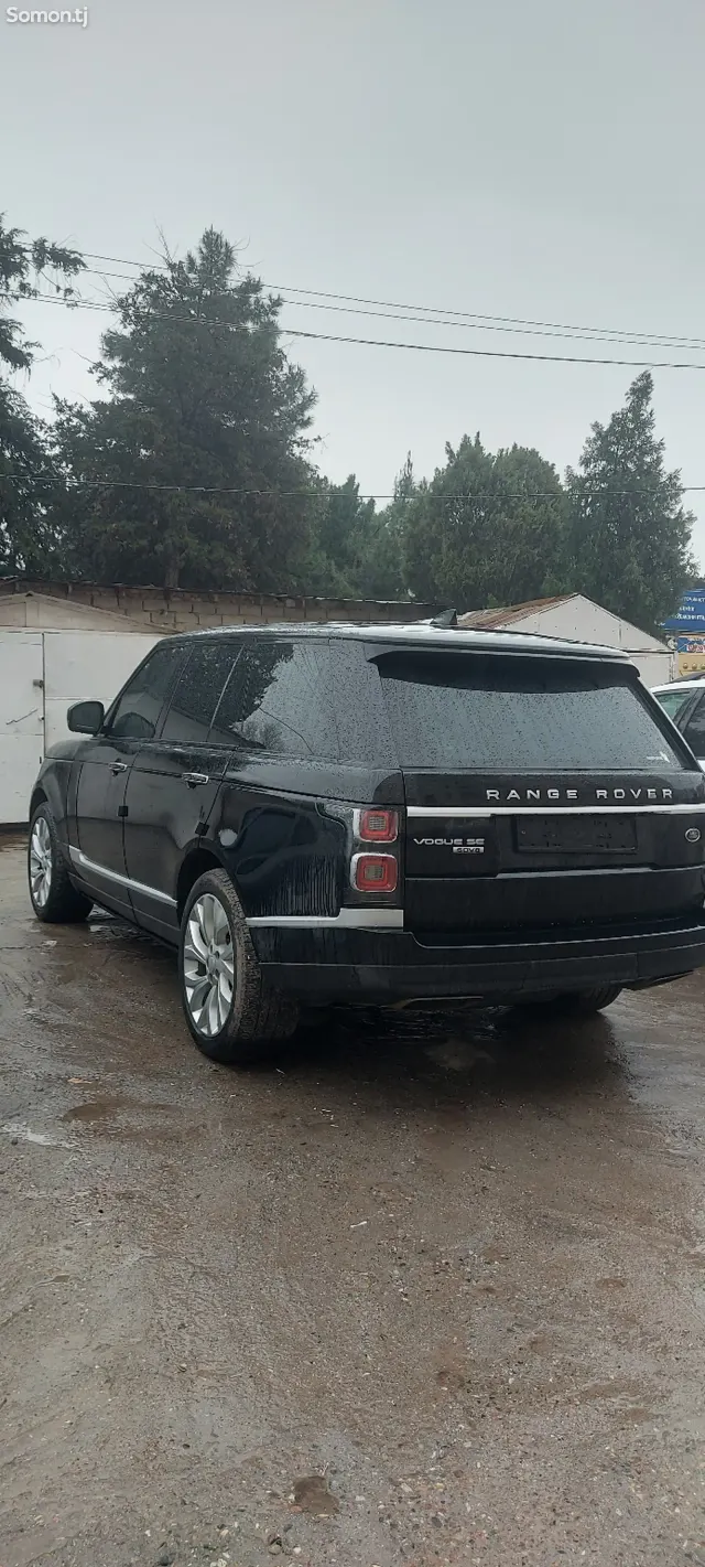 Land Rover Vogue 2018 · 4.4 AT