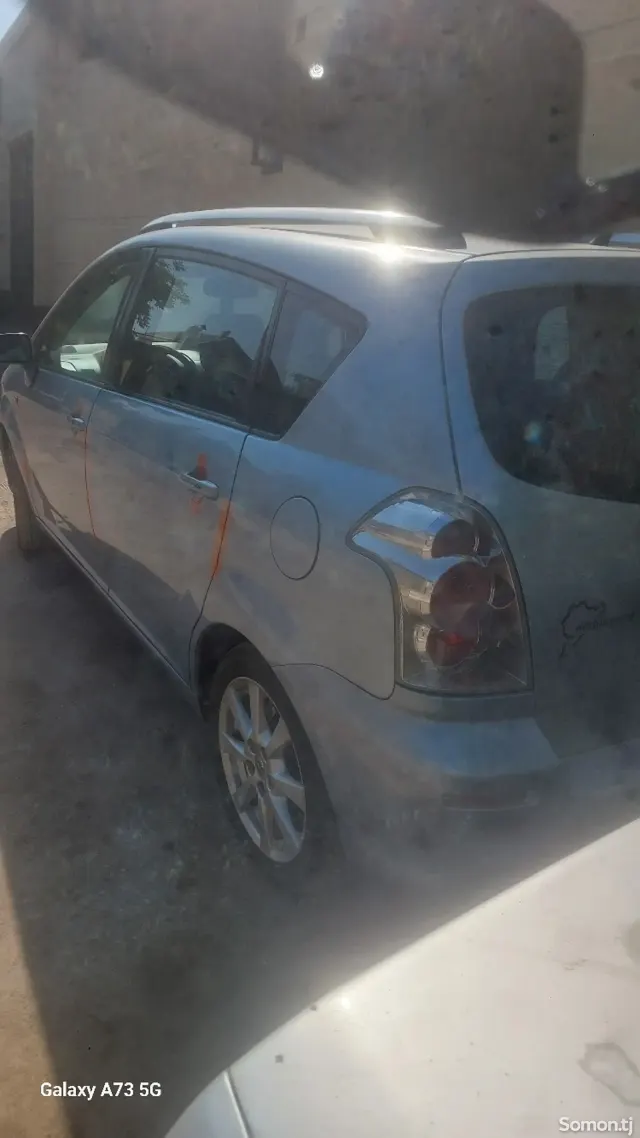 Toyota Corolla Verso 2006 · 1.8 MT