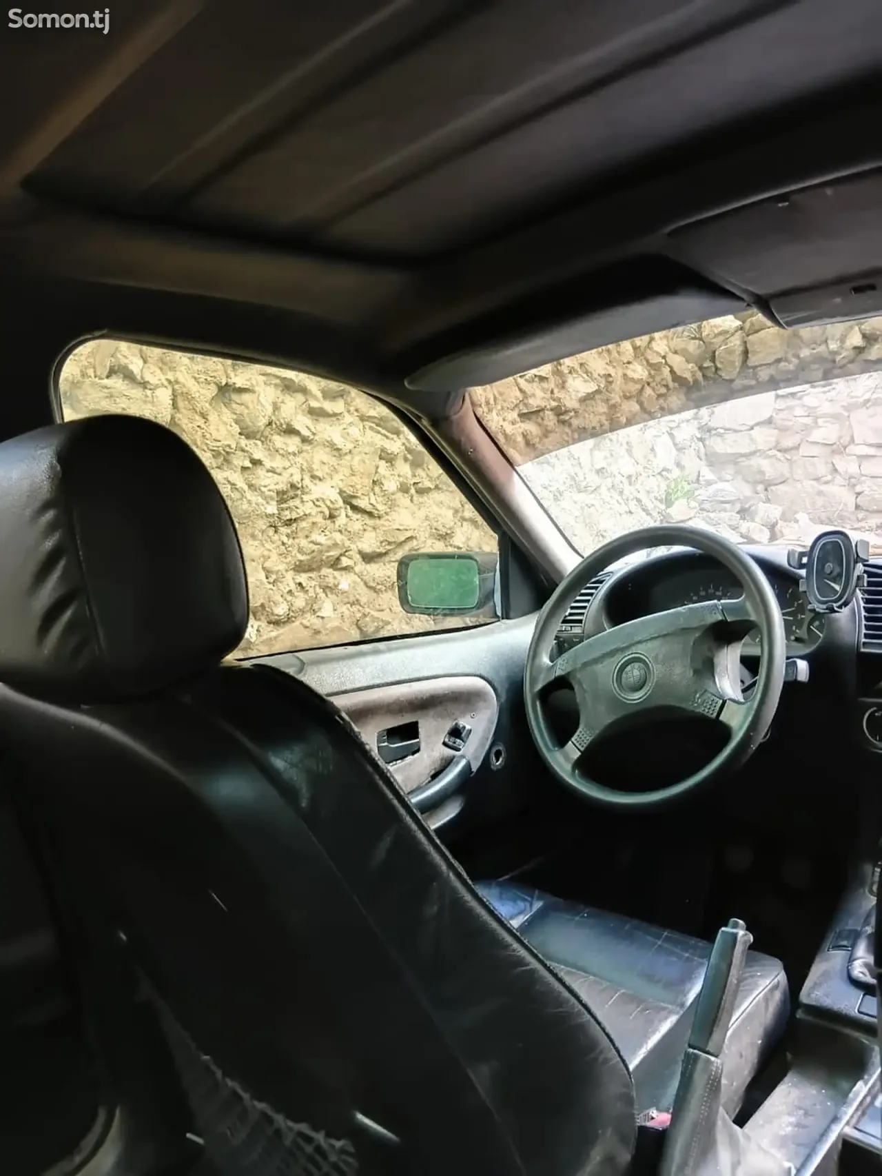 BMW 3 series 1993 · 1.6 MT