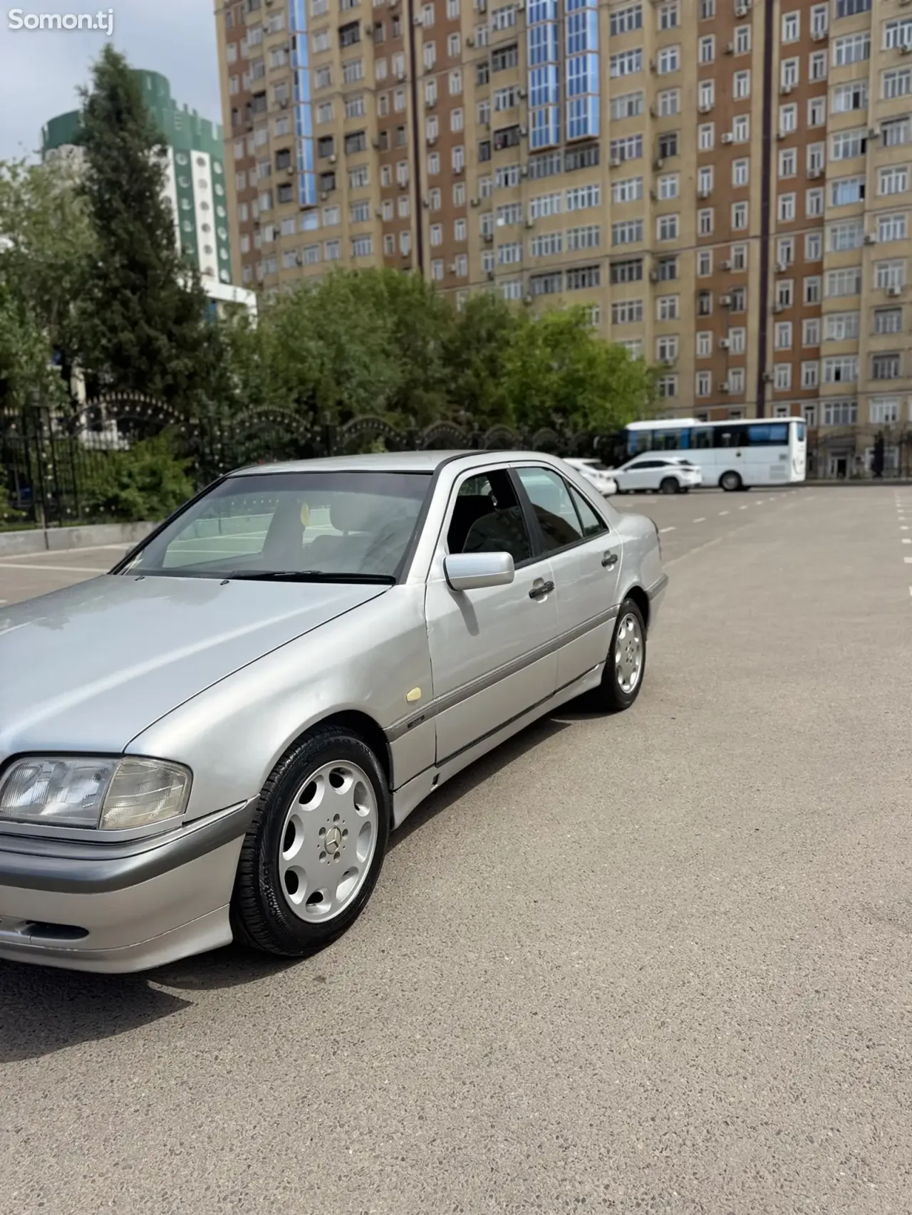 Mercedes-Benz C class 1999 · 1.8 MT