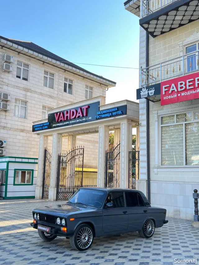 Lada (ВАЗ) 2106 1986 · 0.6 MT