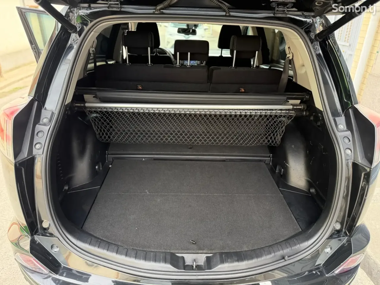 Toyota RAV 4 2017 · 2.5 AT