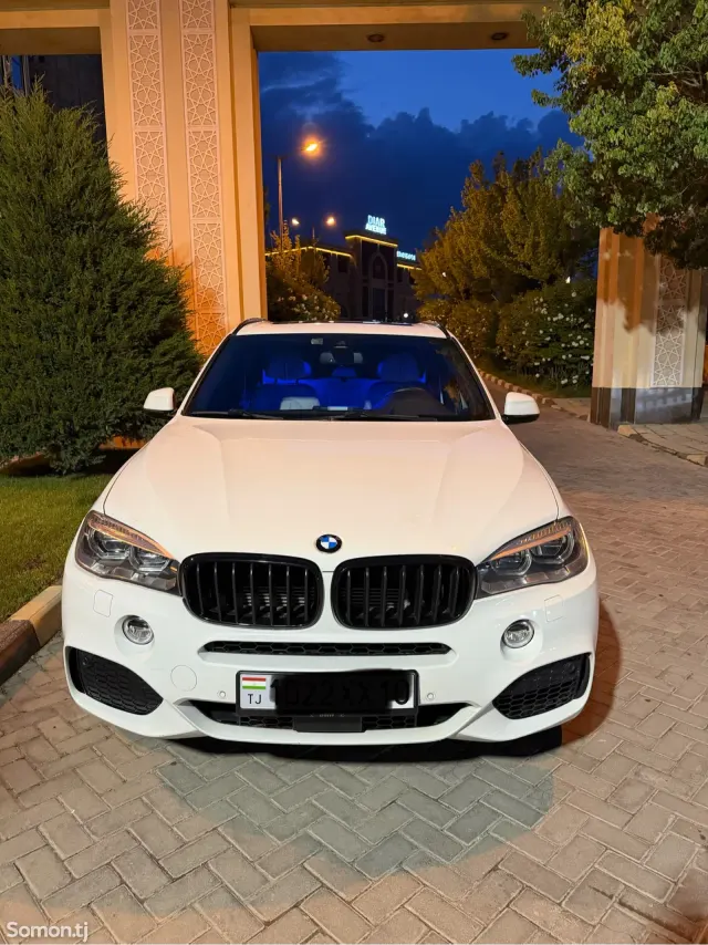 BMW X5 2017 · 2.0 AT