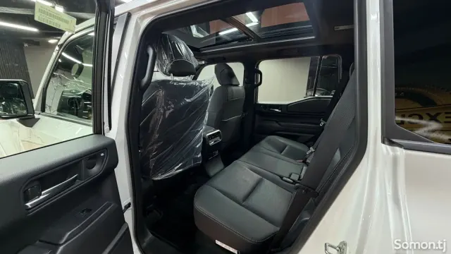 Toyota Land Cruiser Prado 2026 · 2.5 AT