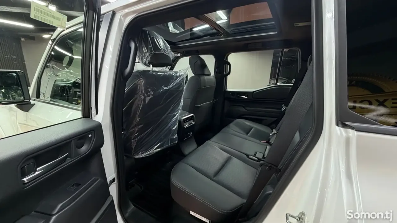 Toyota Land Cruiser Prado 2026 · 2.5 AT