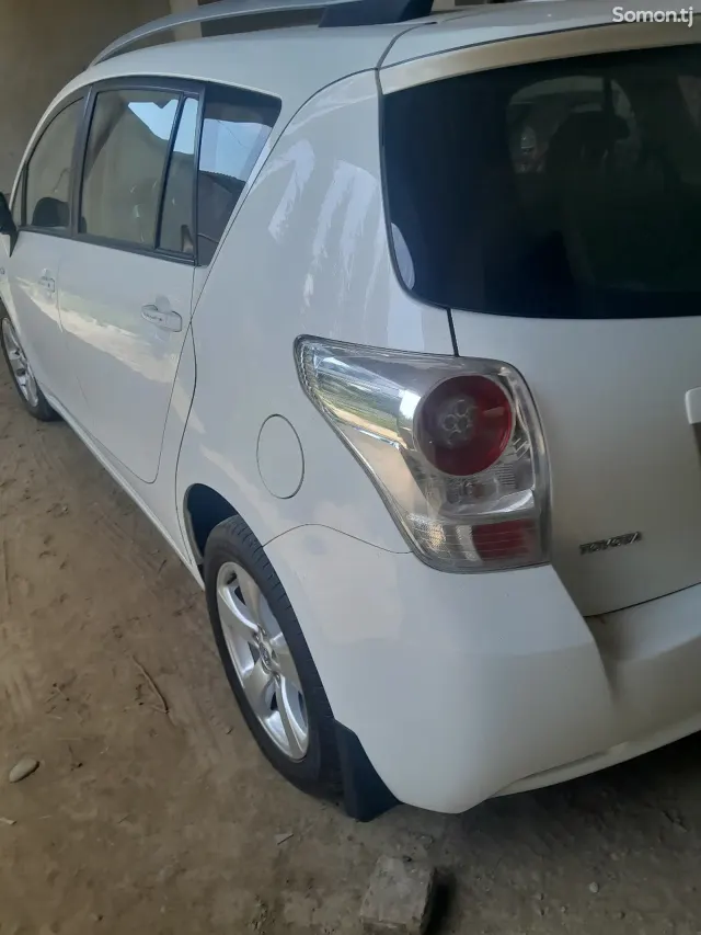 Toyota Verso 2011 · 1.8 AT