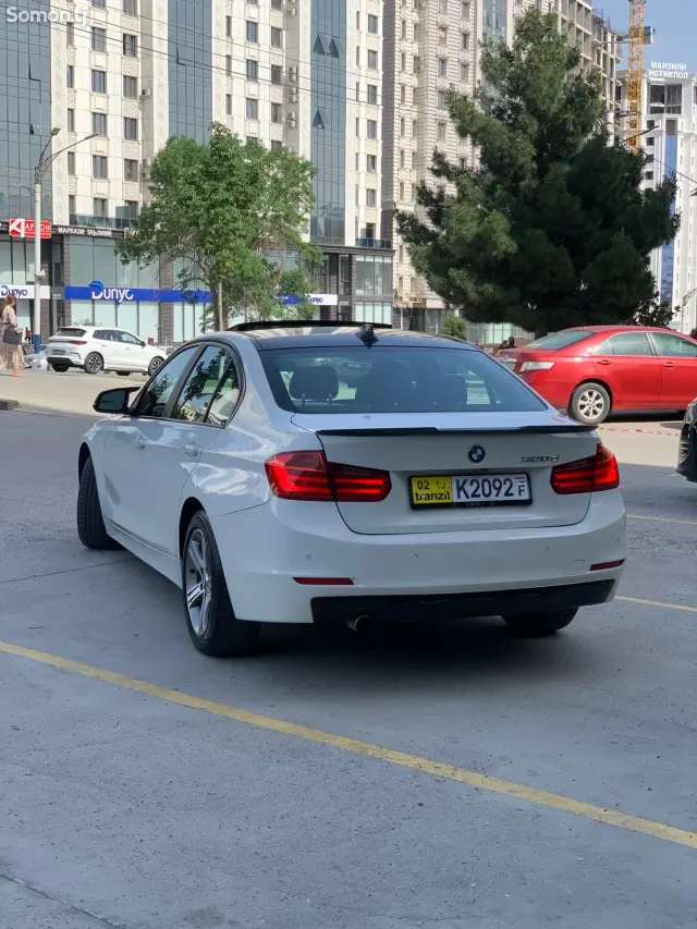 BMW 3 series 2012 · 2.0 AT